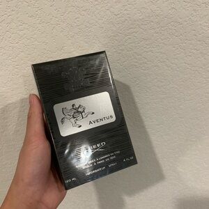 Creed Aventus Fragrance in Black and Silver